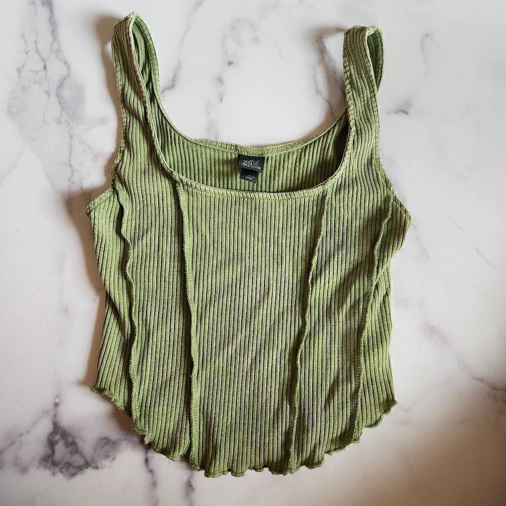 Wild fable women's small avocado green ribbed crop top sleeveless summer shirt